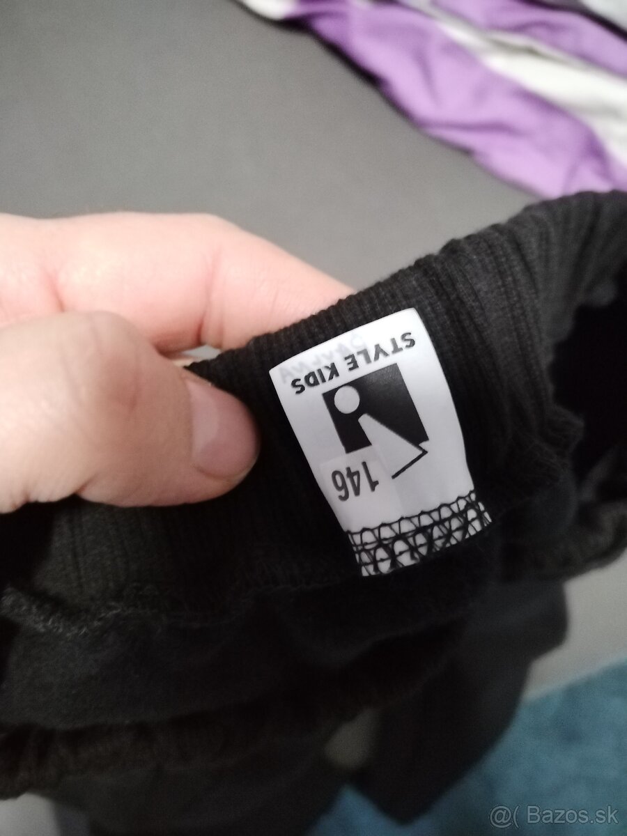 Nove teplaky vel.146 - 5