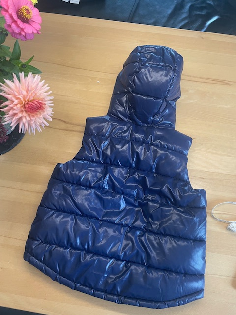 Vesta Benetton 7 rokov ako nova - 5