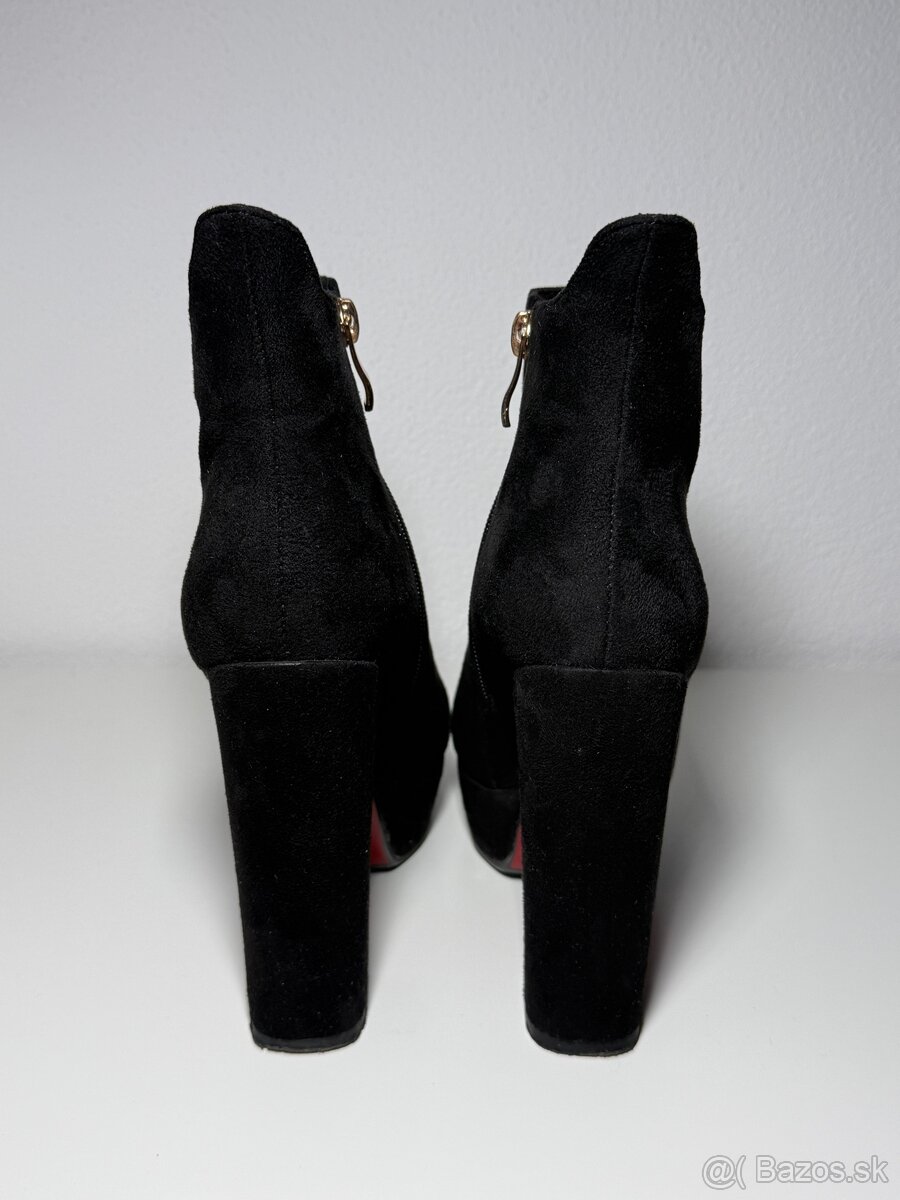 Čierne semišové čižmy - 5