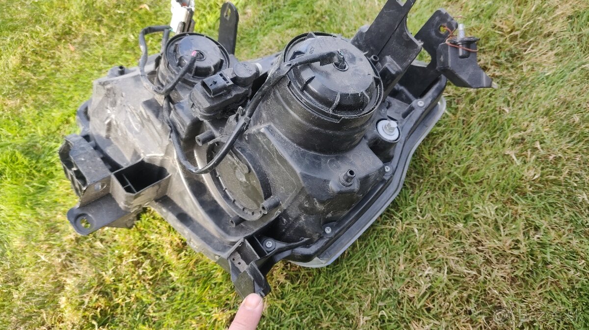 Nissan X-Trail XTrail X Trail T31 - Svetlo Svetlomet Lampa - 5