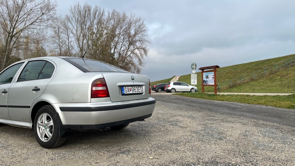 Škoda octavia 1.8 - 5