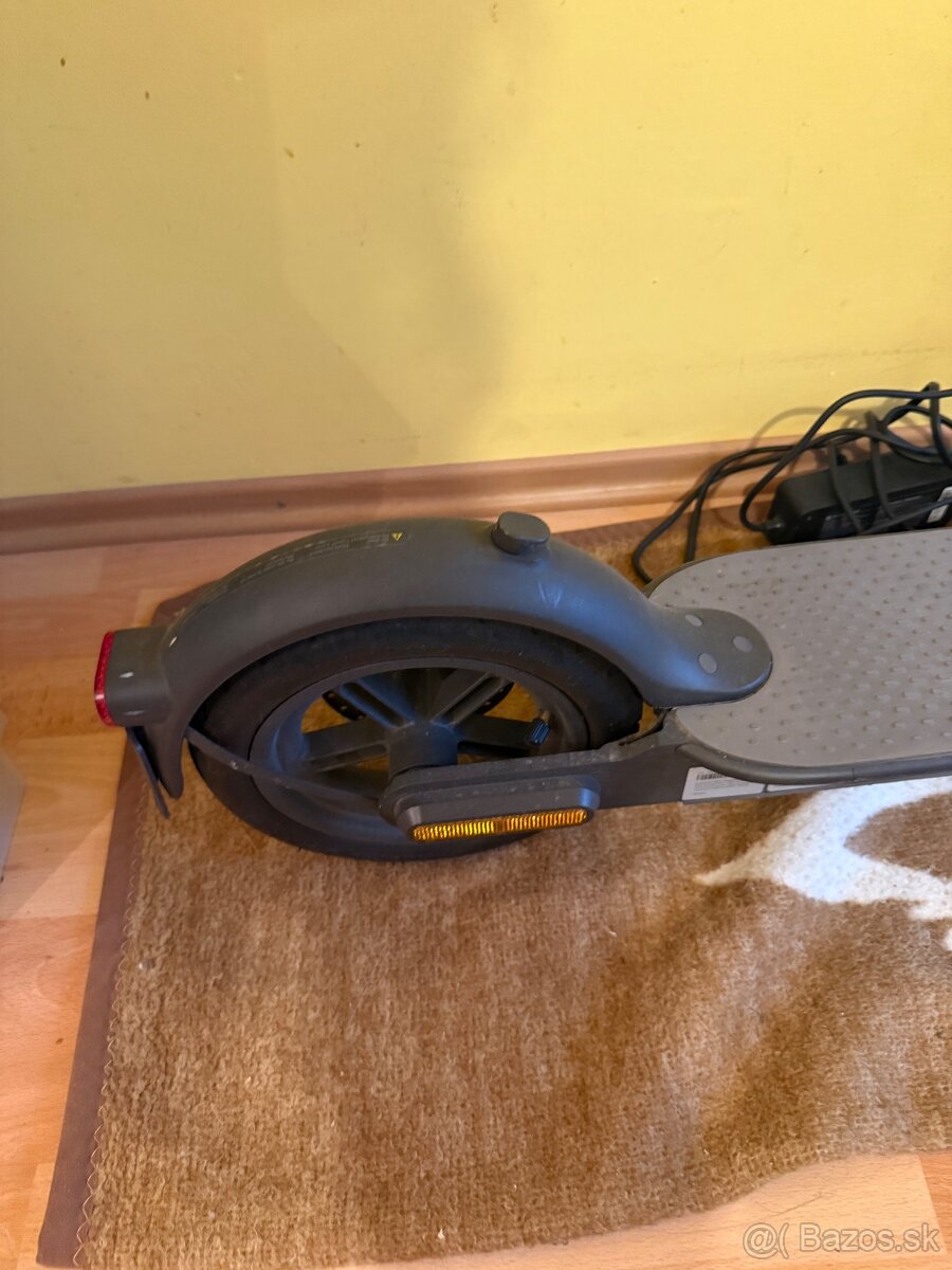 Elektrická kolobežka Xiaomi Mi Essential – odblokovaná na 25 - 5