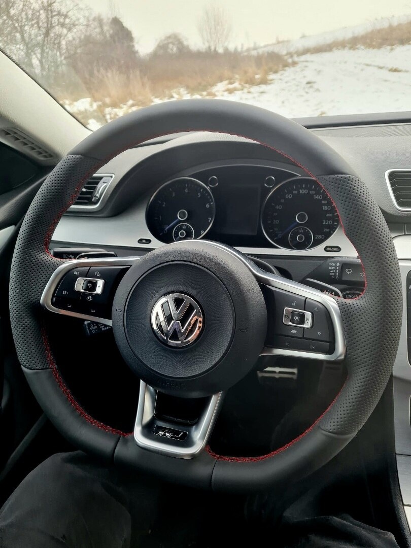 VOLANT VOLKSWAGEN R RLINE kožený ČERVENÉ PREŠÍVANIE - 5