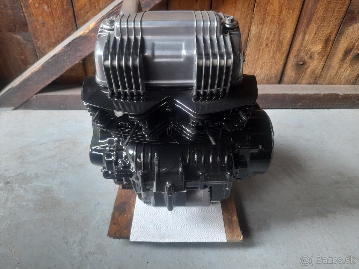 Perfektní motor Honda CM 400T, CB400N - 5