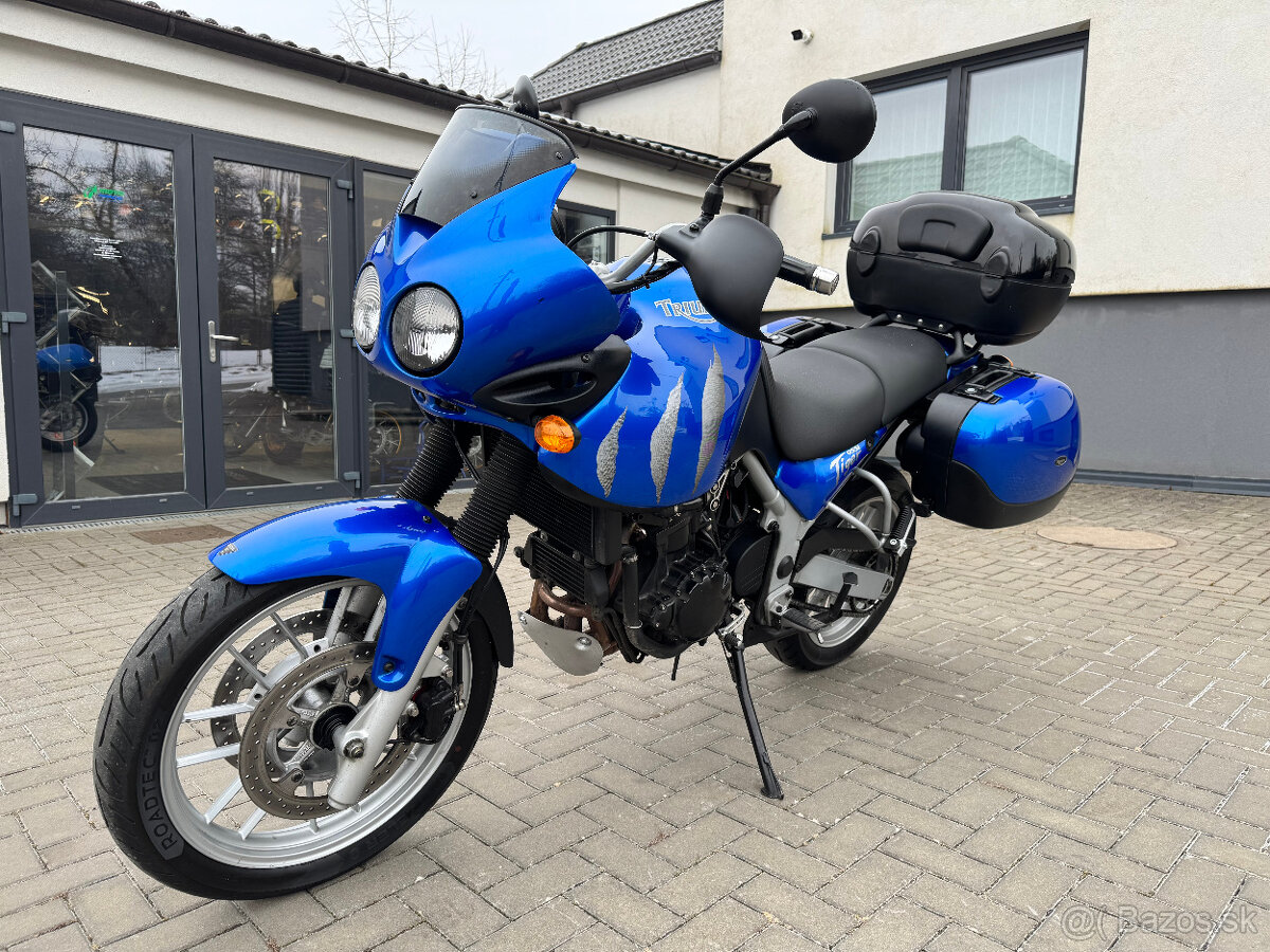 Triumph Tiger 955i - 5