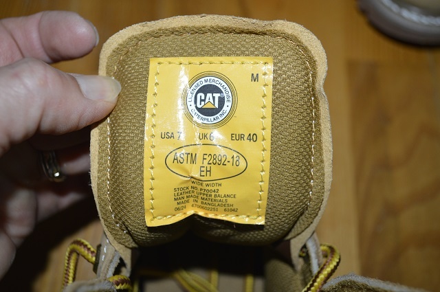 predam uplne nove topanky CAT - 5