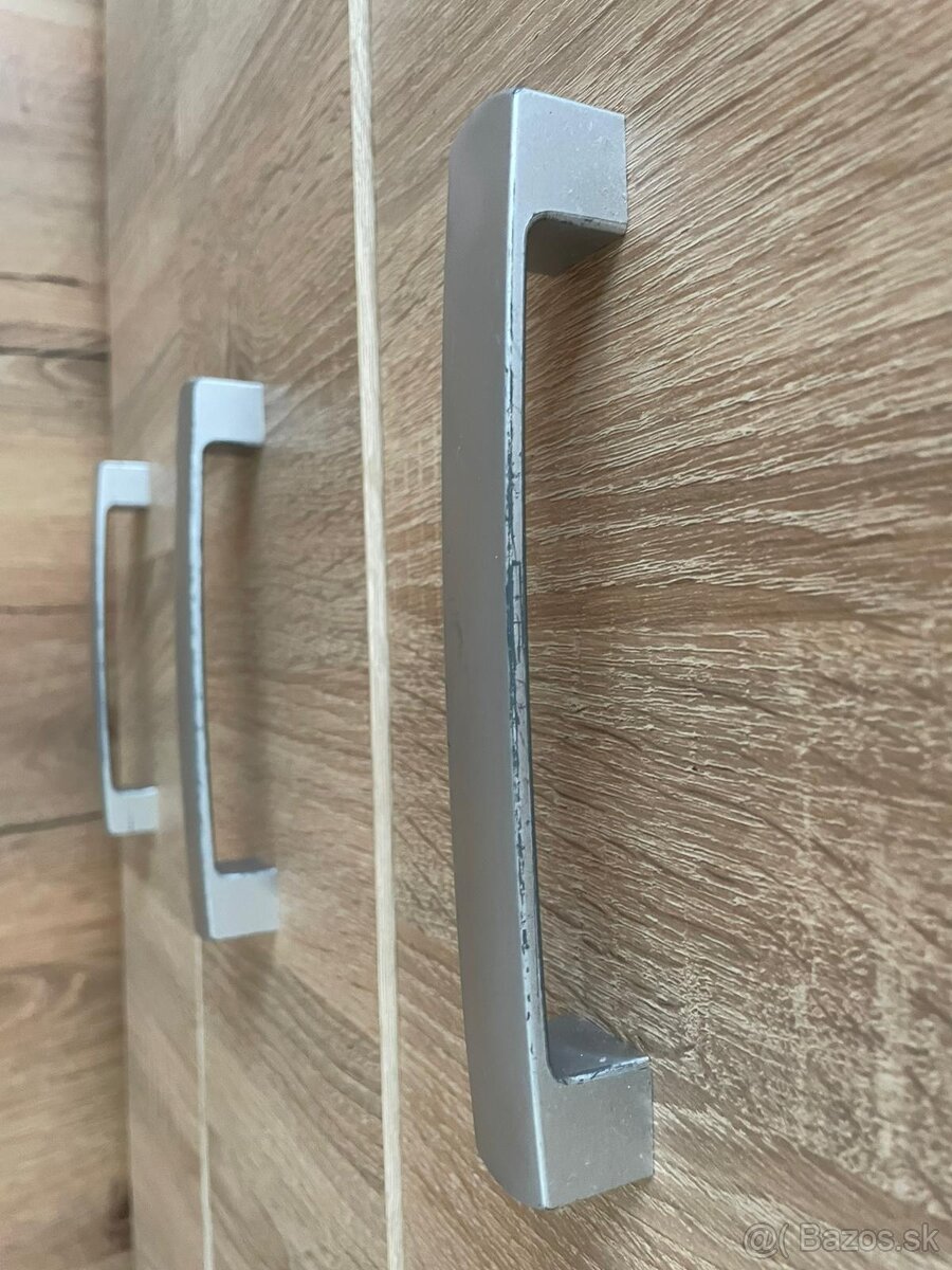 Šatníková skriňa VELLERUP 200x200 - 5