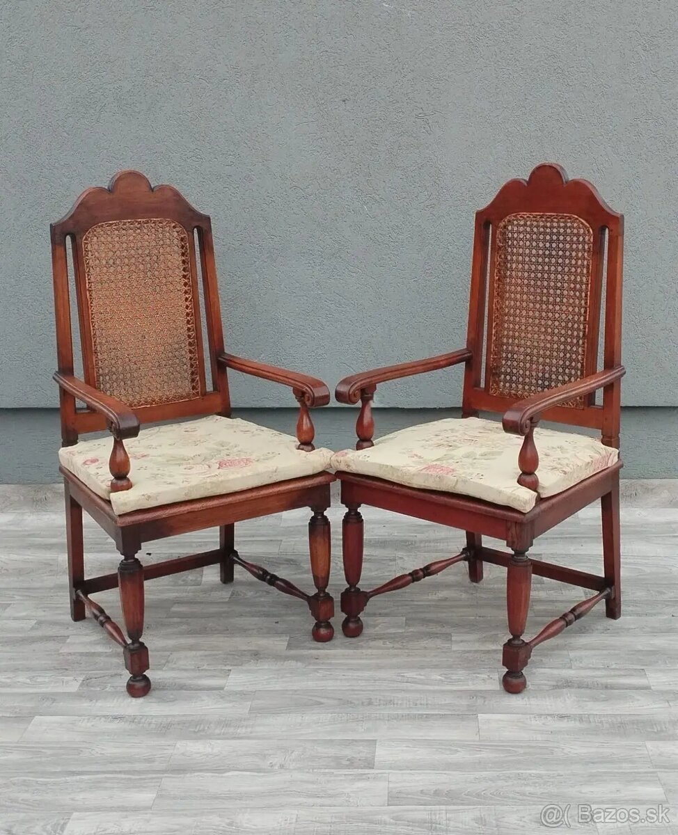 Set starožitný kláštorný. - 5