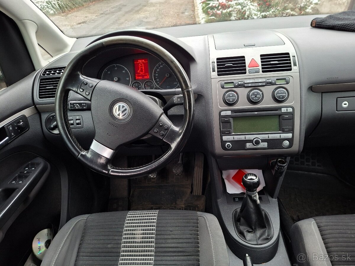 Volkswagw Touran - 5