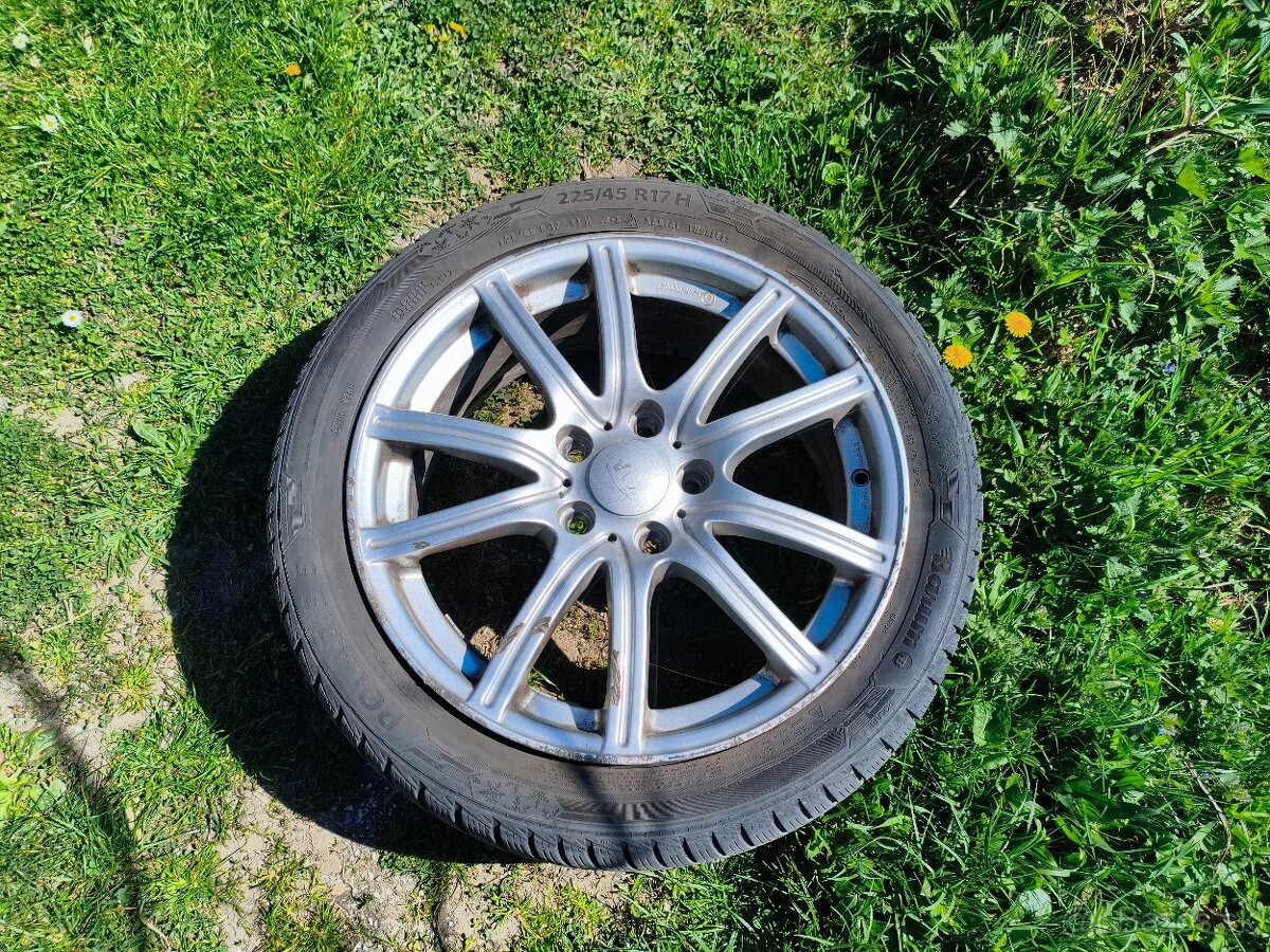 5x114.3 225/45 R17 Zimná sada - 5