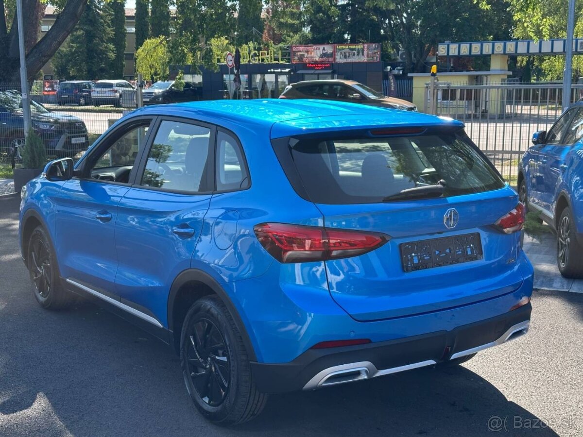 MG ZS ICE benzín 1.5 Essential - 5