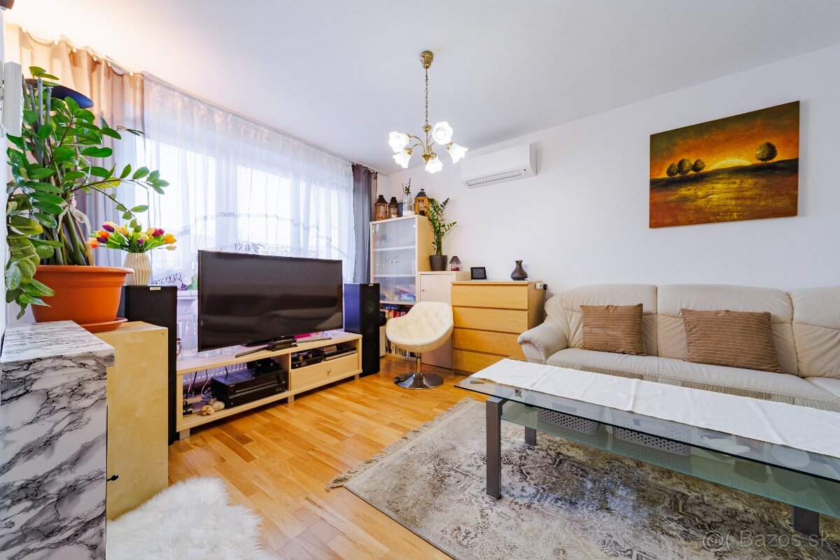 5-IZB RODINNÝ DOM, TOMÁŠOV, PREDZÁHRADKA, JAZIERKO, GARÁŽ - 5