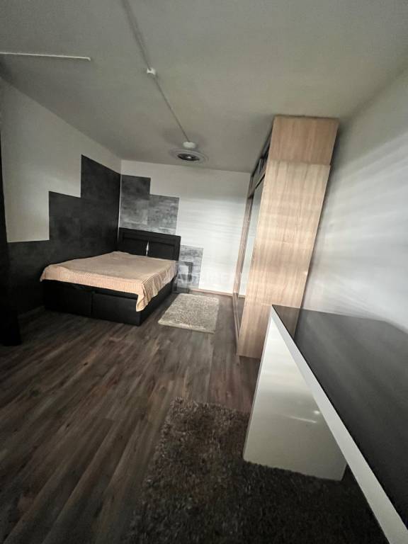 REZERVOVANÉ: 1i byt rekonštr. + zariadenie 38,92 m2; Záhonok - 5