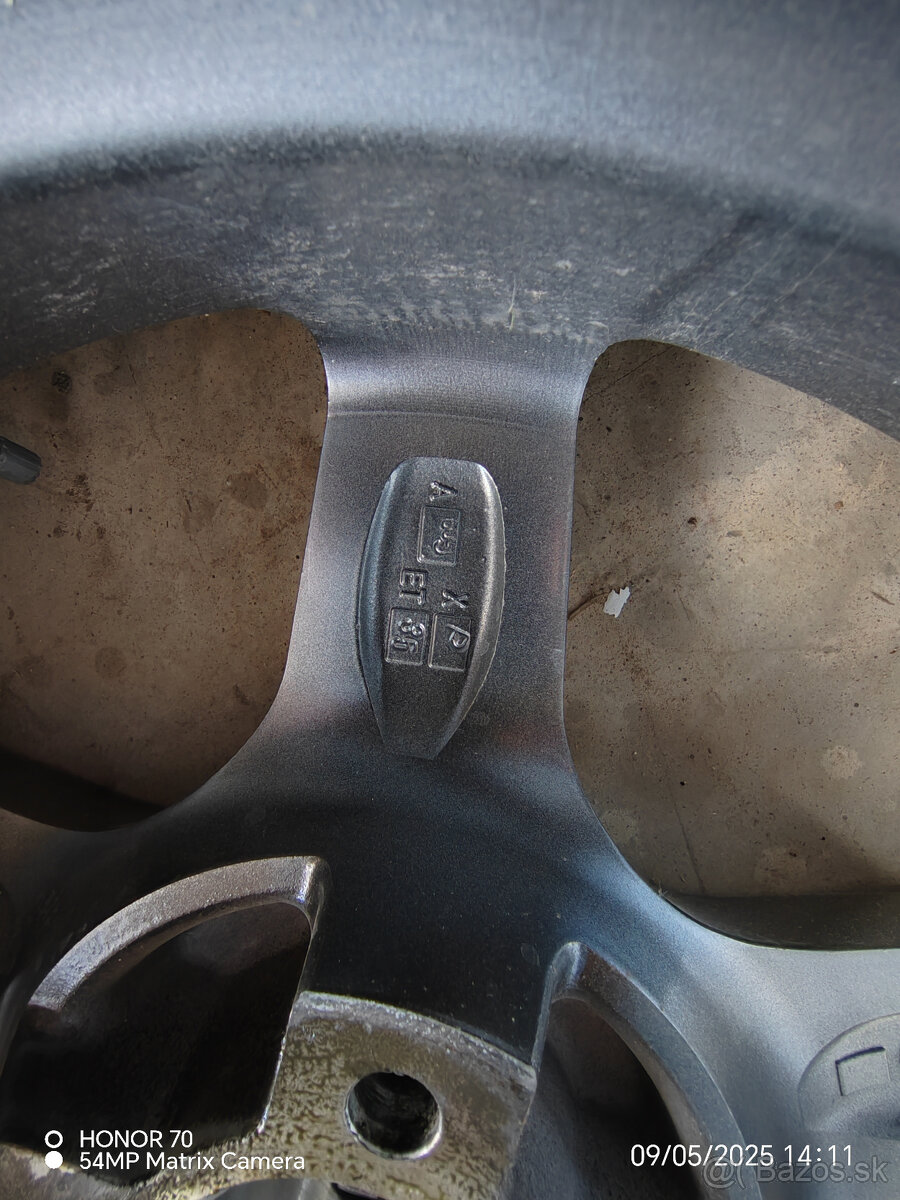 Predam kola na Renault - 5