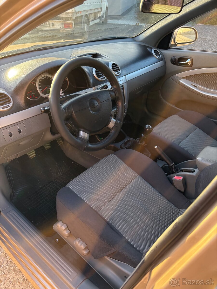 Chevrolet Lacceti - 5
