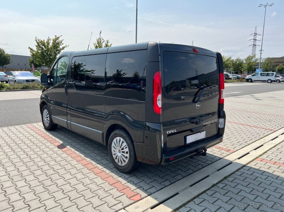 Opel Vivaro Life 2.5 CDTi Westfalia 7 míst - 5