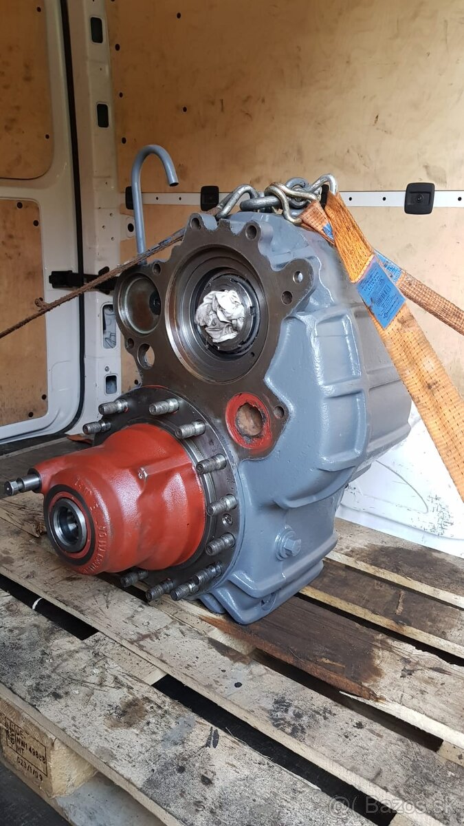 Zostup TATRA 815 prídavná prevodovka - 5