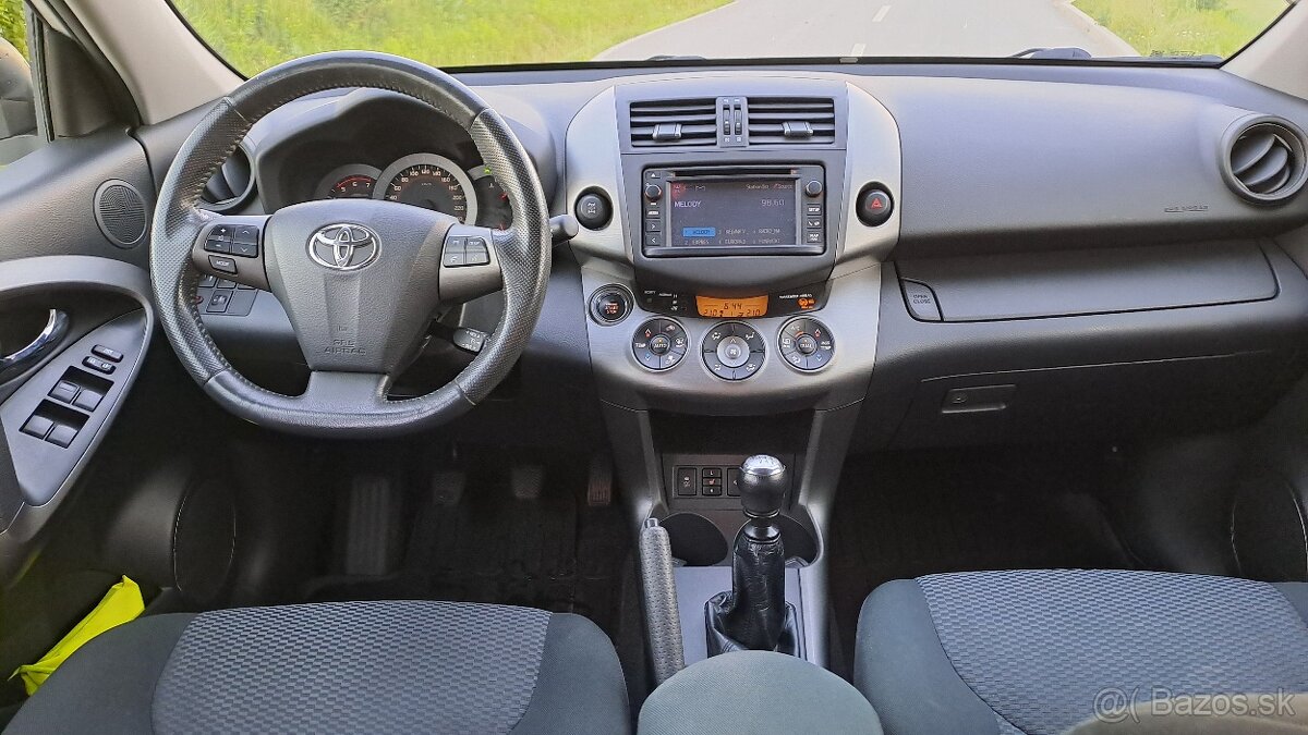 Toyota RAV 4 2.2 D-4D, 4X4 - 5
