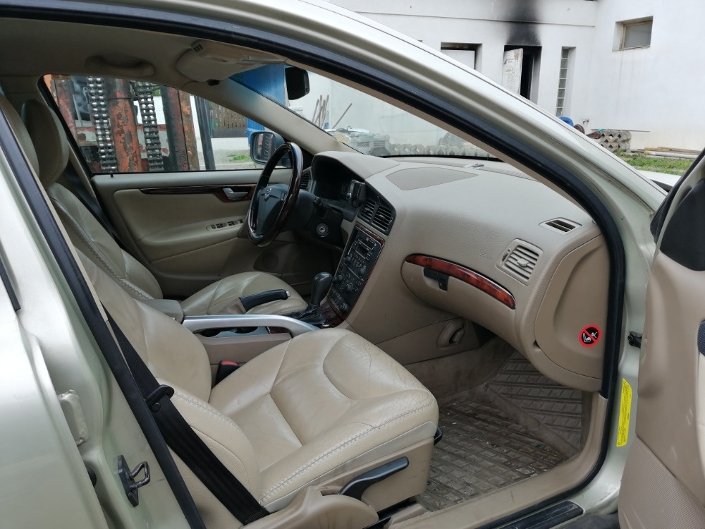 Volvo XC70+ - 5