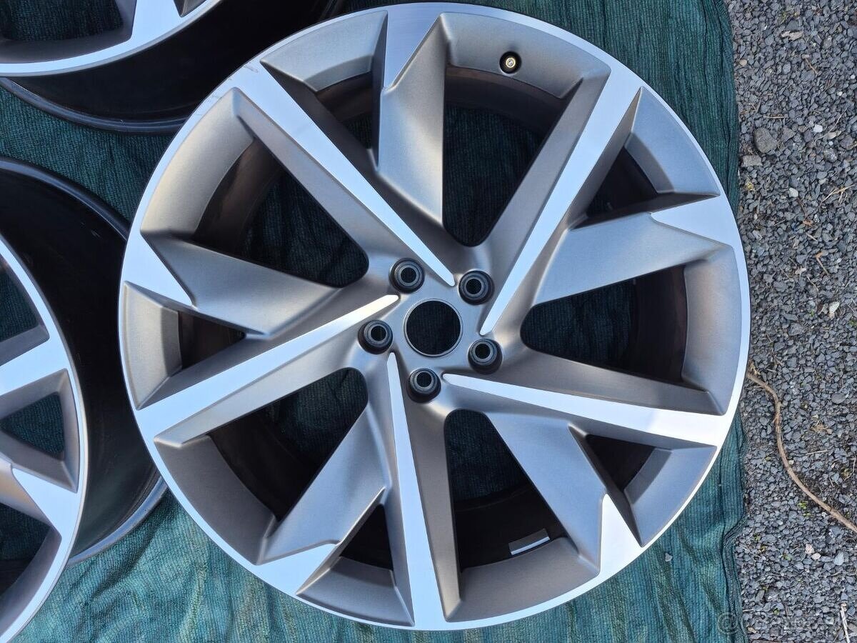 Sada disků Seat Tarraco FR ET38 8,5J - 5