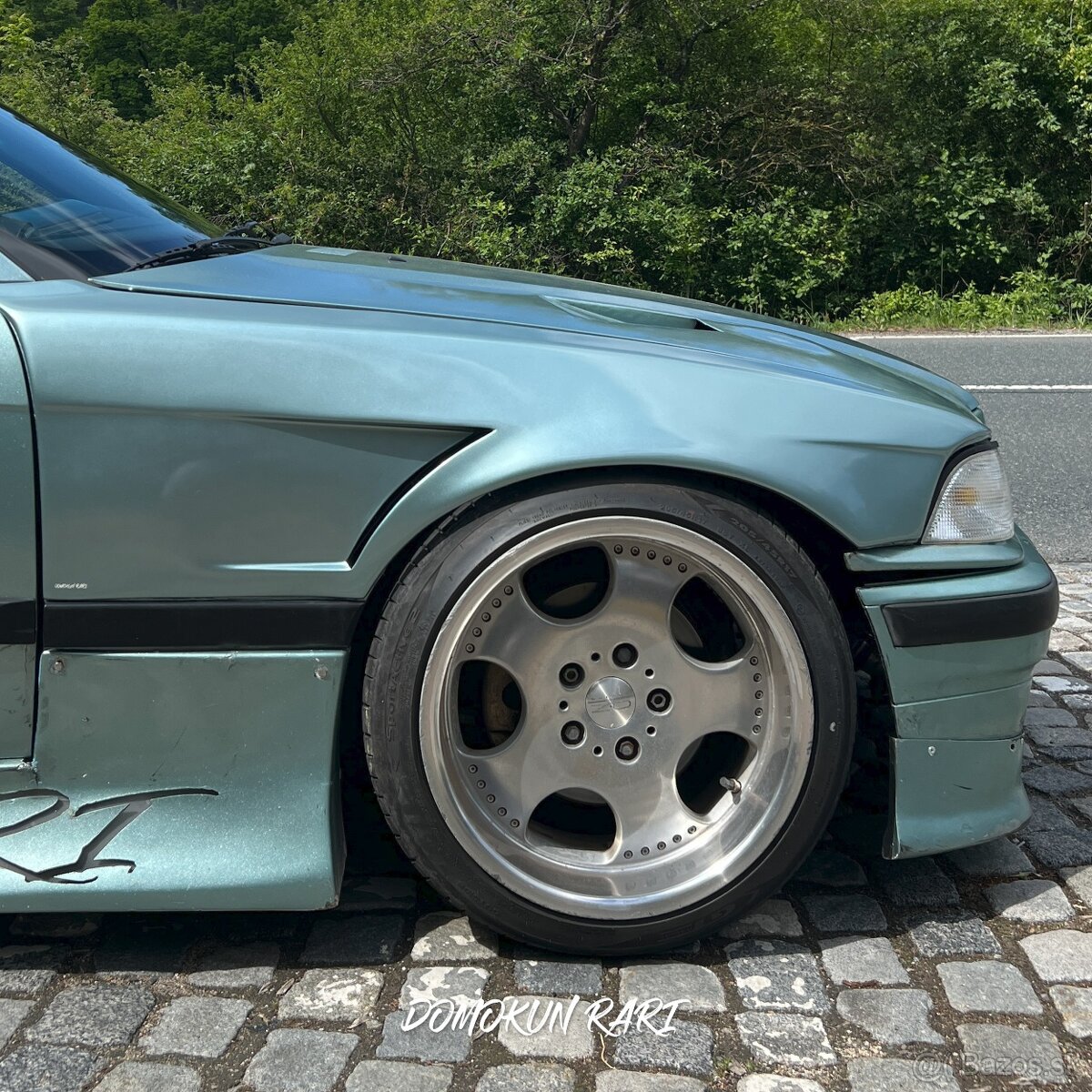 BMW E36 Rozšířené blatníky +2.5cm - 5
