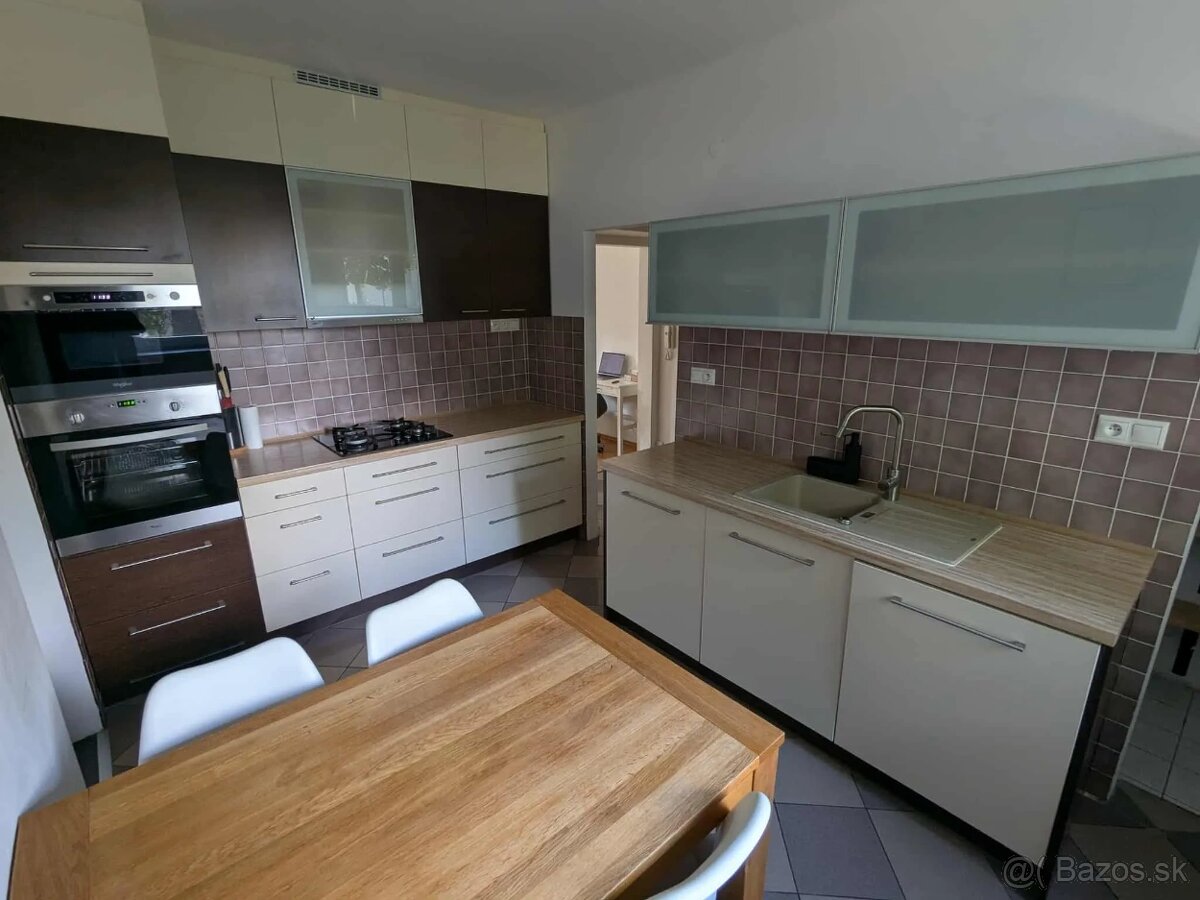 PRIESTRANNÝ 3 iz byt pri OC VIVO - 5