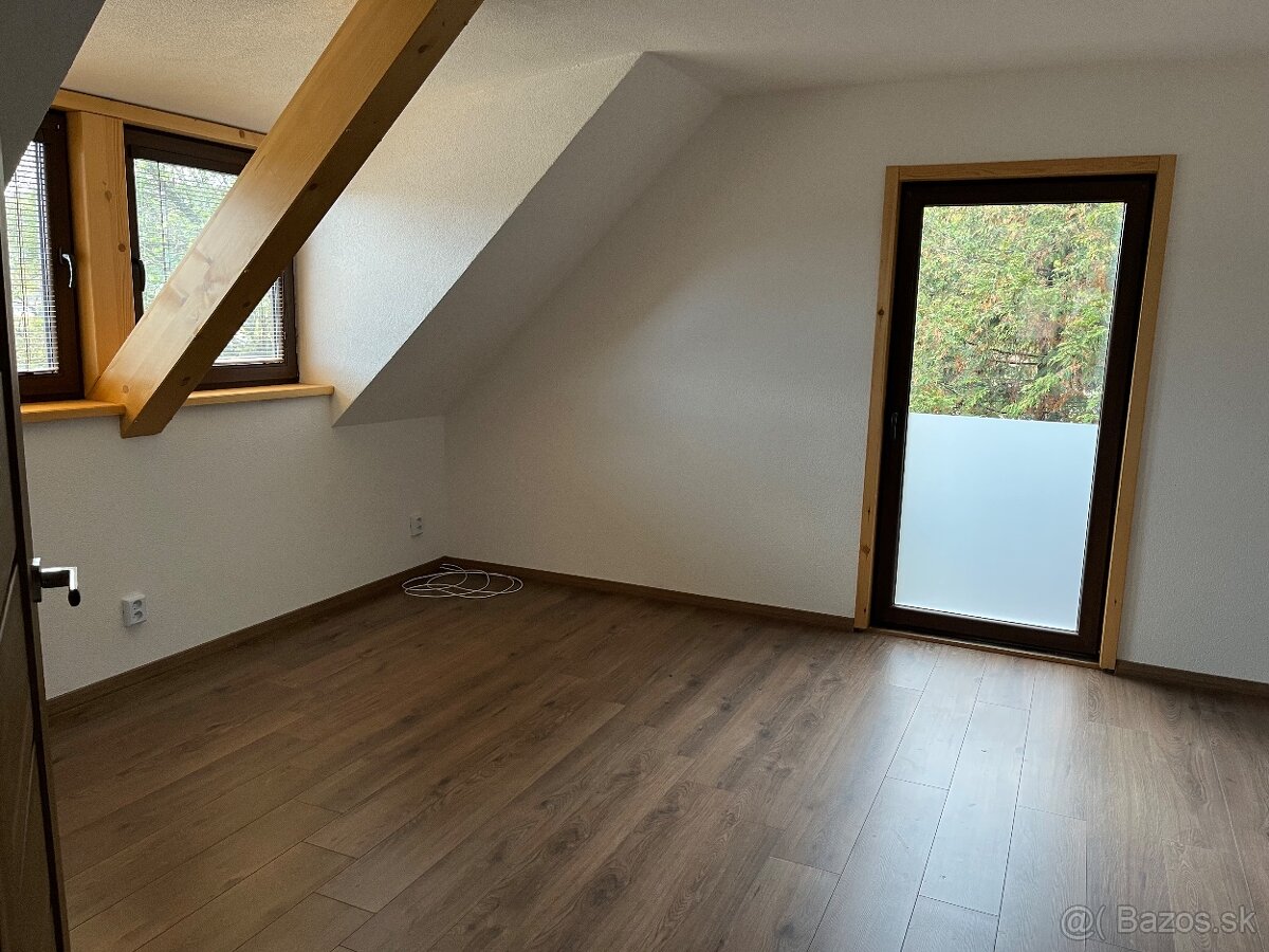 Predaj domu v obci Valaská. - 5