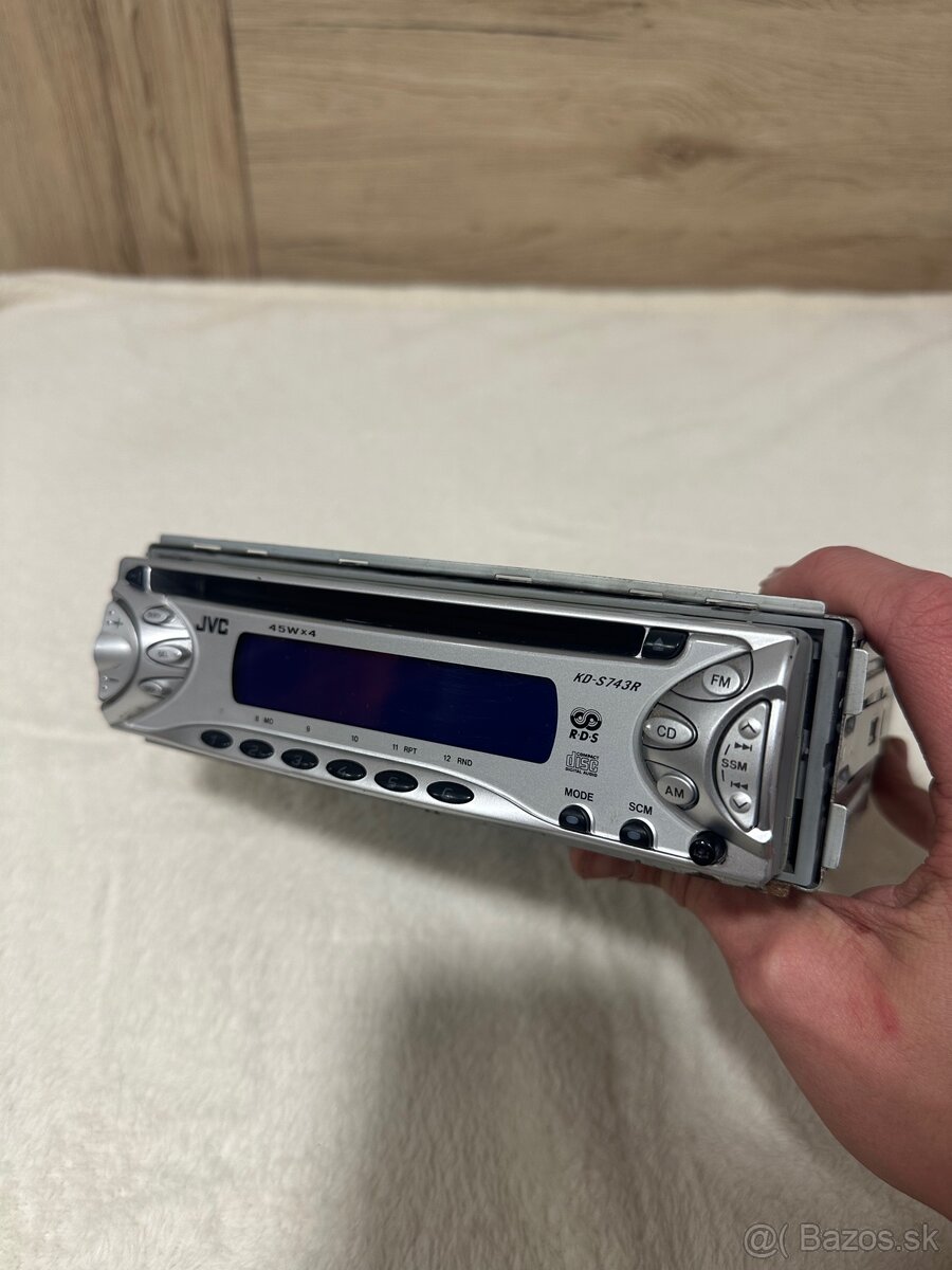 Predám autorádio JVC KD-S743R - 5