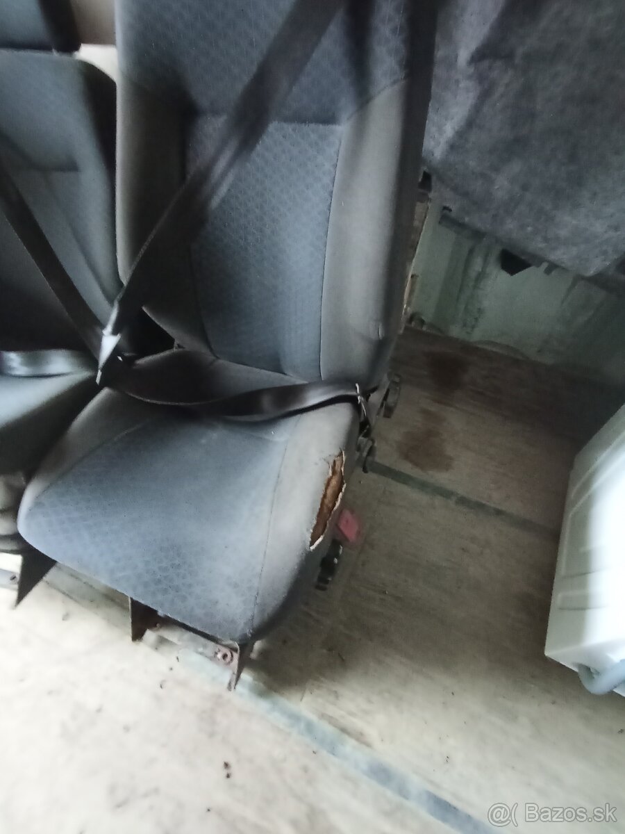 TATRA 815 Sedadla s bezpečnostným pásom - 5