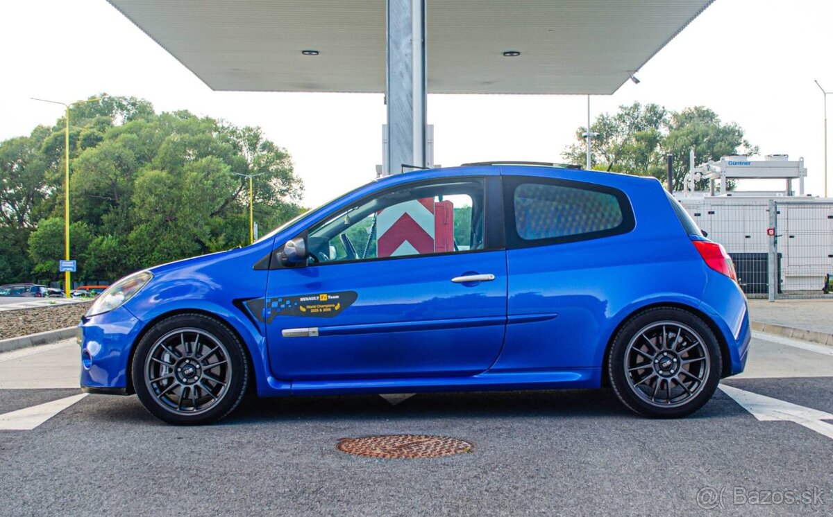 Renault Clio RS 2.0i 16V - 5