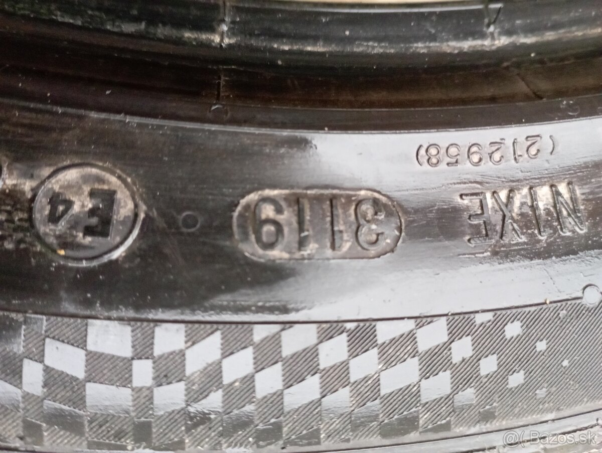 Continental 245/45R19 TS810S - 5