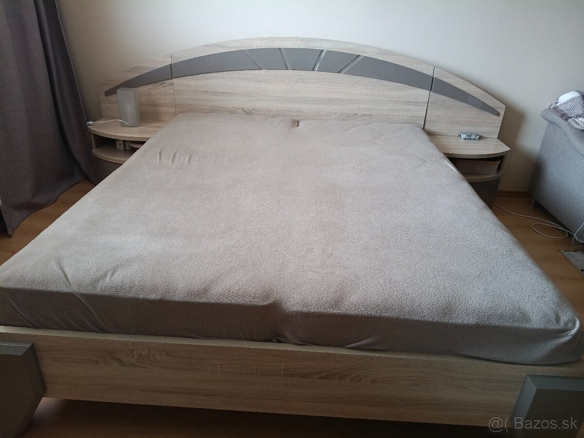 Predám Manželskú posteľ.160x200cm - 5