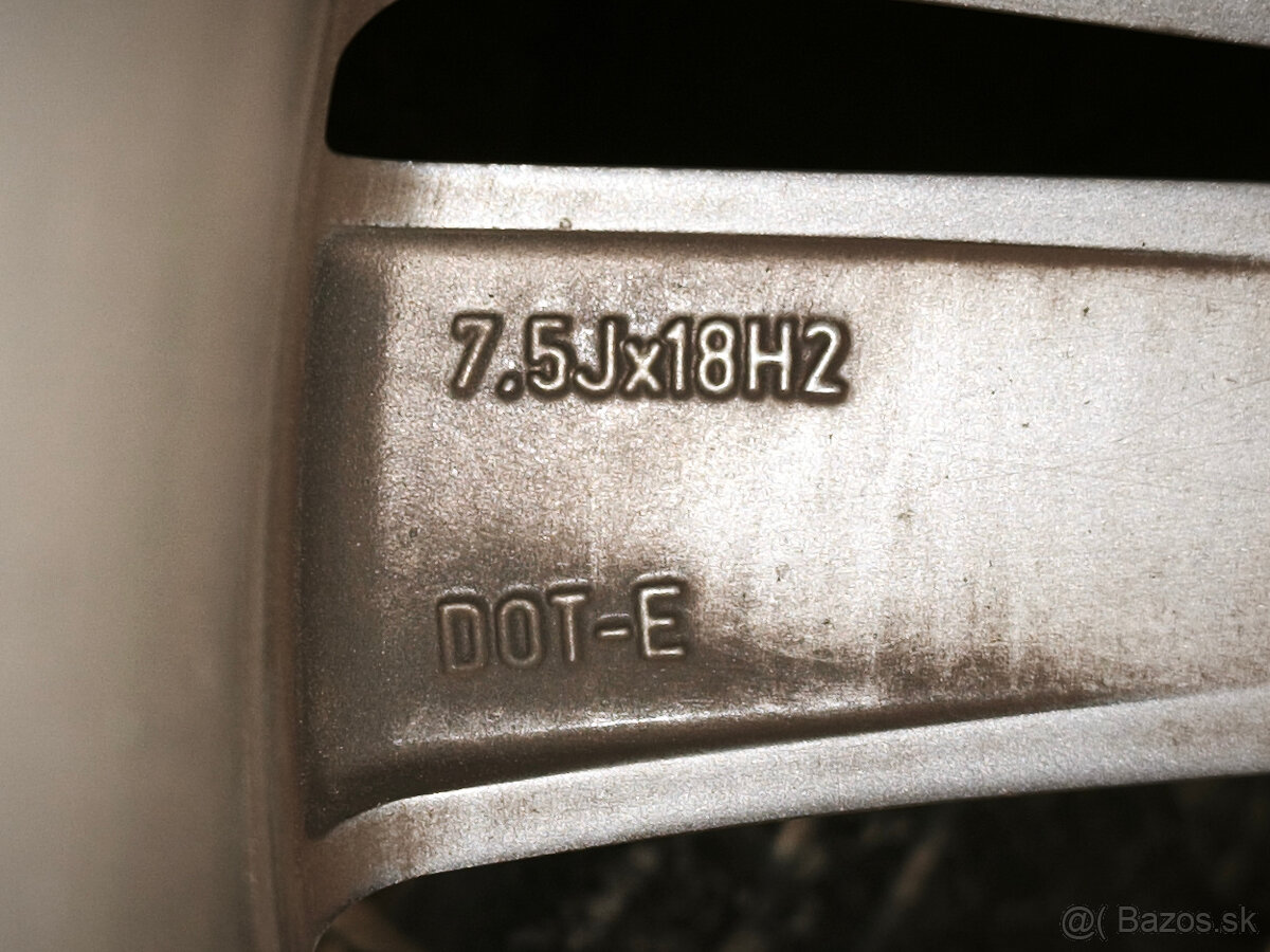 Volvo V40 CC - orig. 18" alu disky - 5