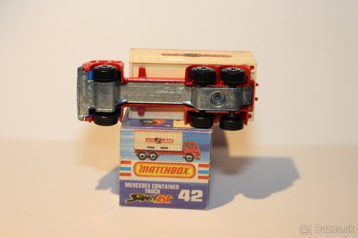 Matchbox SF Mercedes container truck - 5
