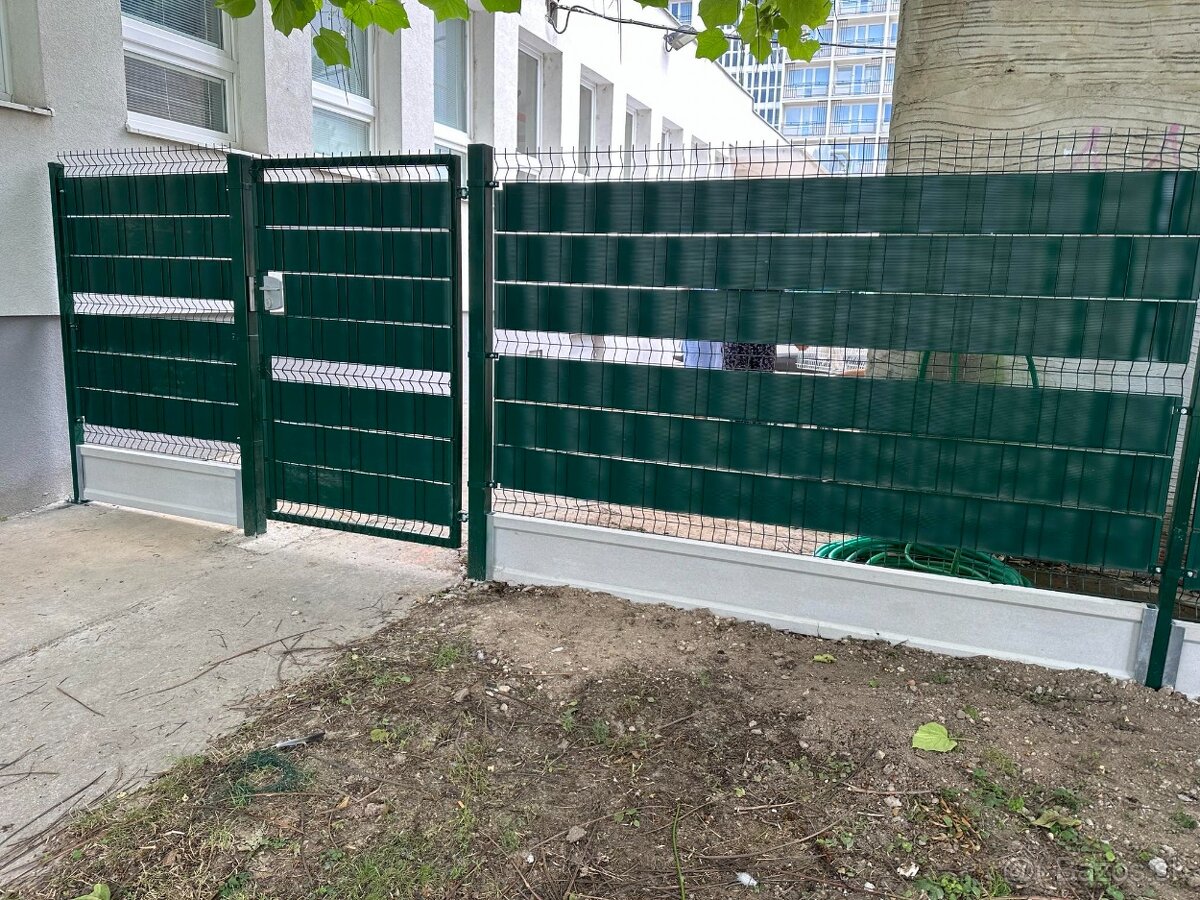 Betónové, 2D/3D panelové ploty, podhrabové dosky - 5