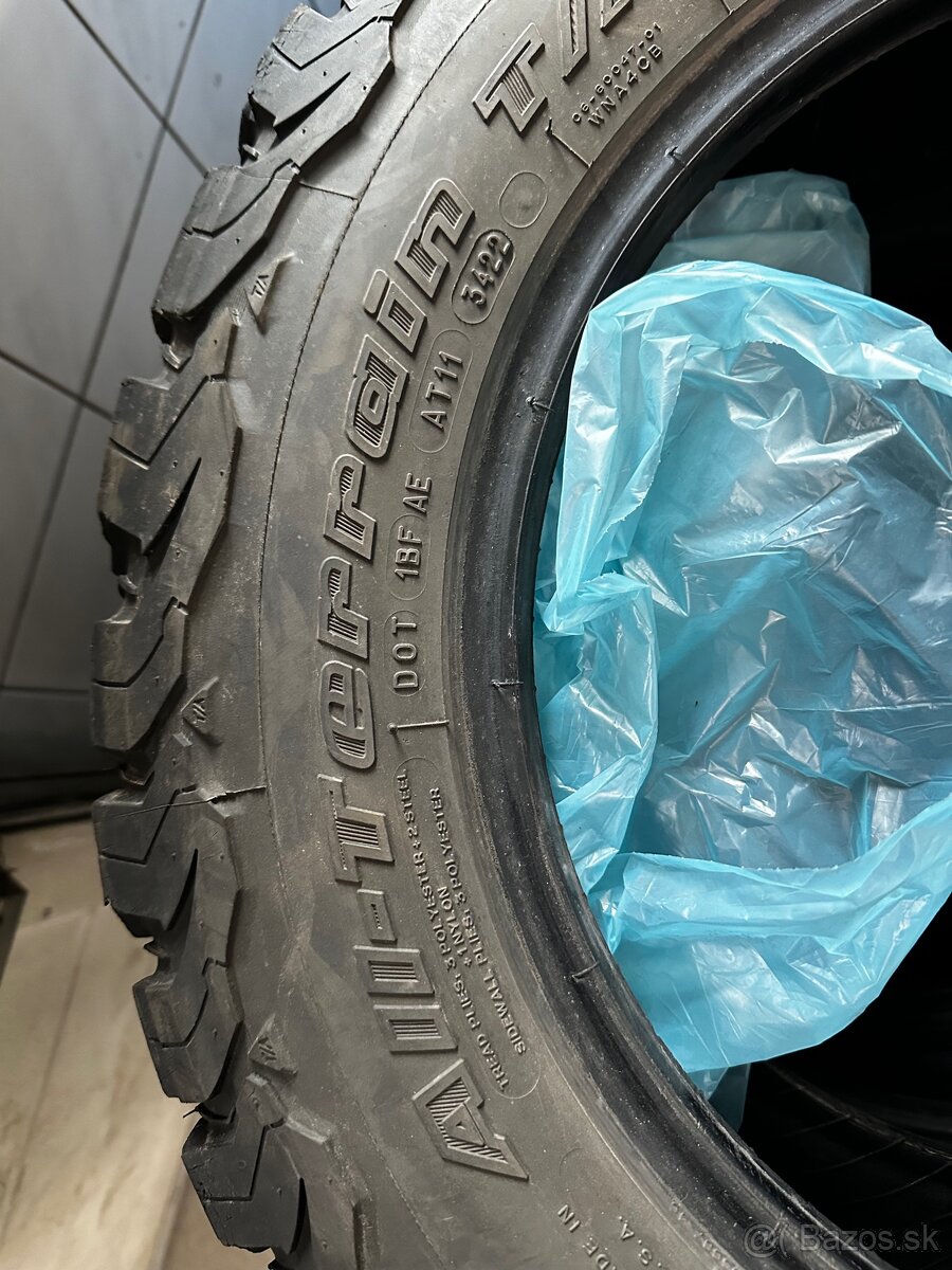 Bfgoodrich All-terrain T/A 215/65r15