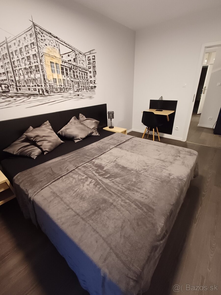 Ponúkam na predaj 2-izb. apartmán s terasou, Žilinská, BA I - 5