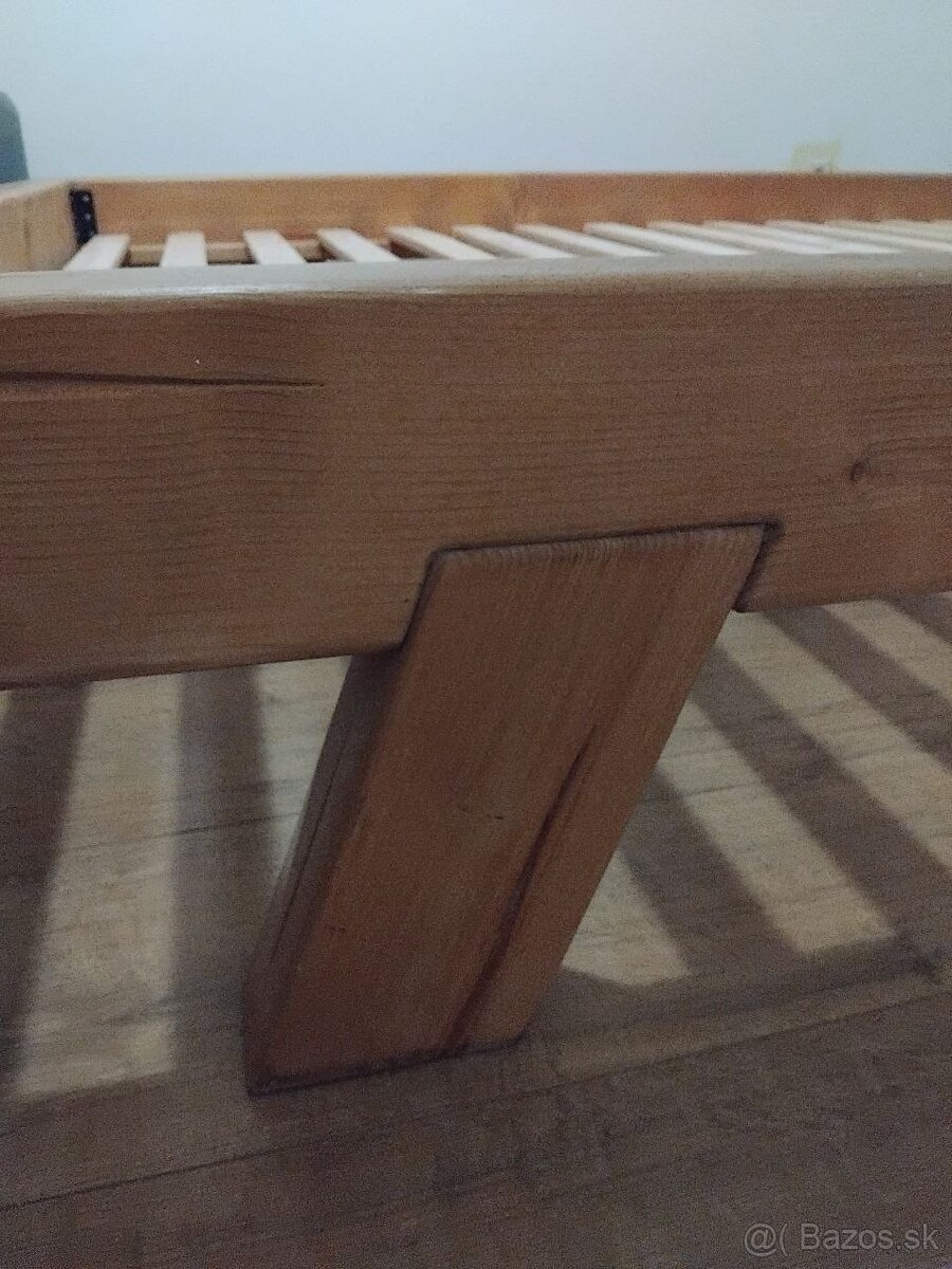 Posteľ z masívu, drevená - 5
