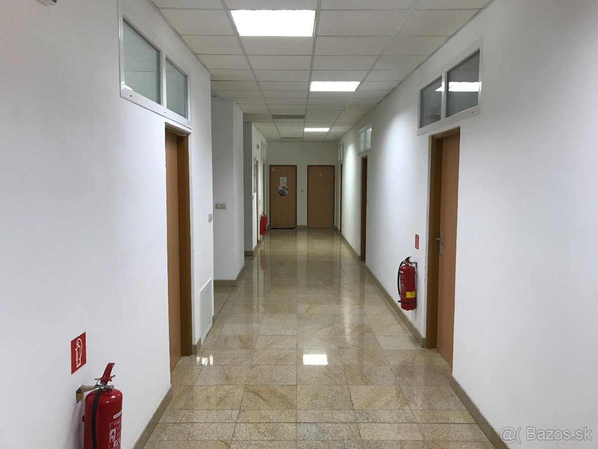 Prenájom priestoru kaderníctvo a kozmetický salón - 5