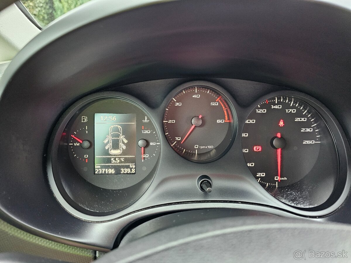 Seat Leon r.2012 - 5