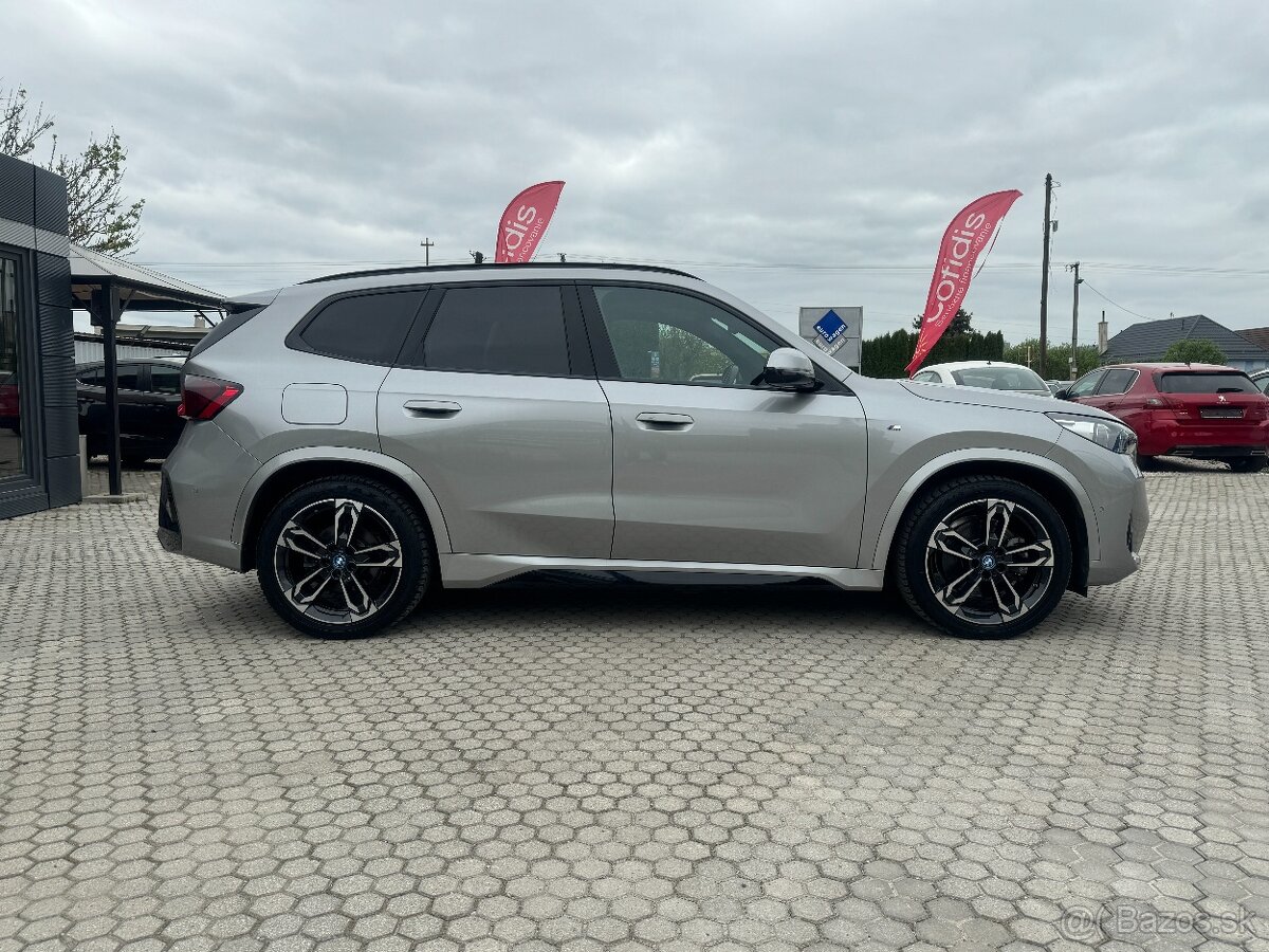 BMW iX1 xDrive30,230kw M-PACKET odpočet DPH - 5