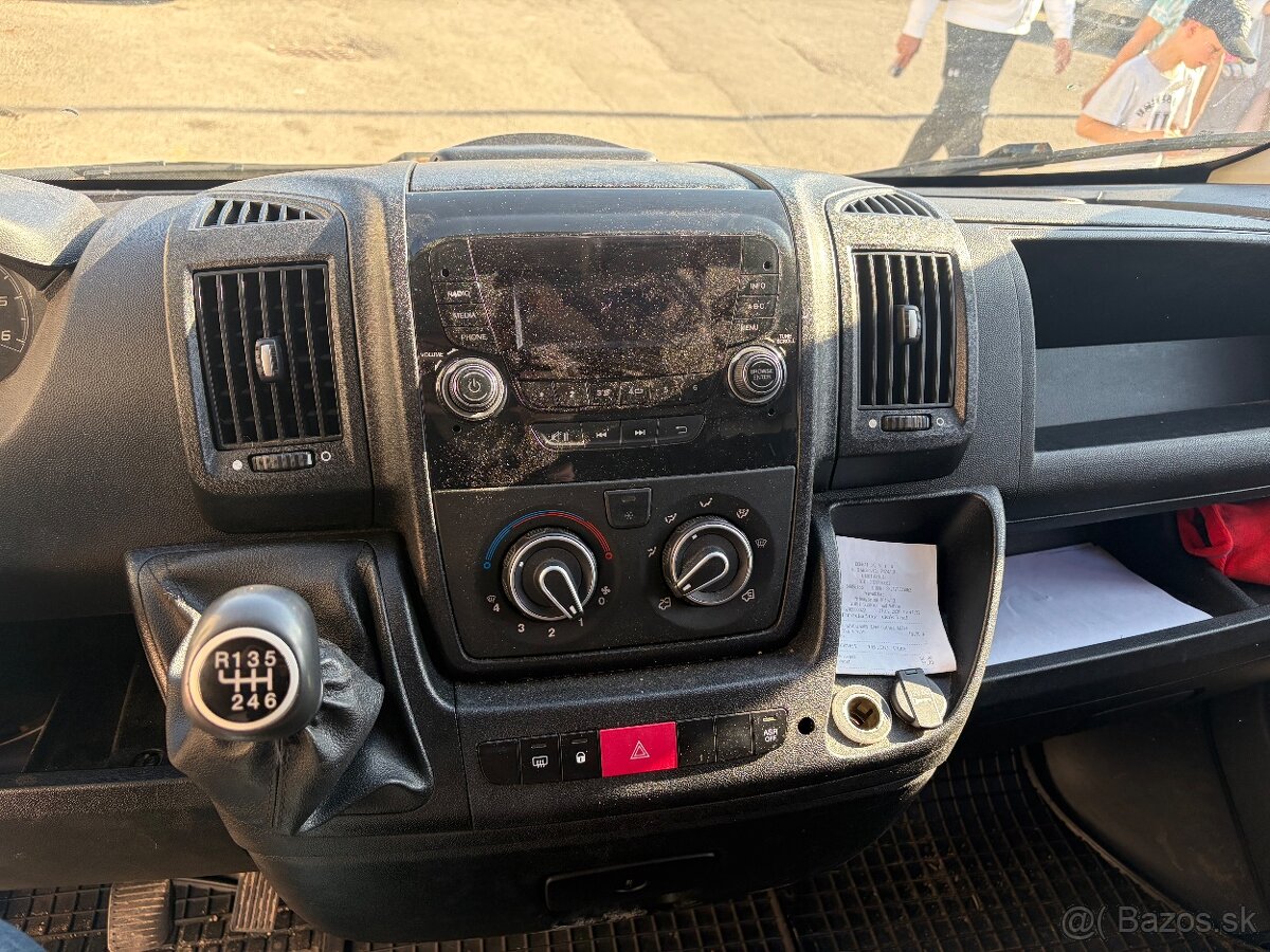 Peugeot Boxer 3,0L - 5