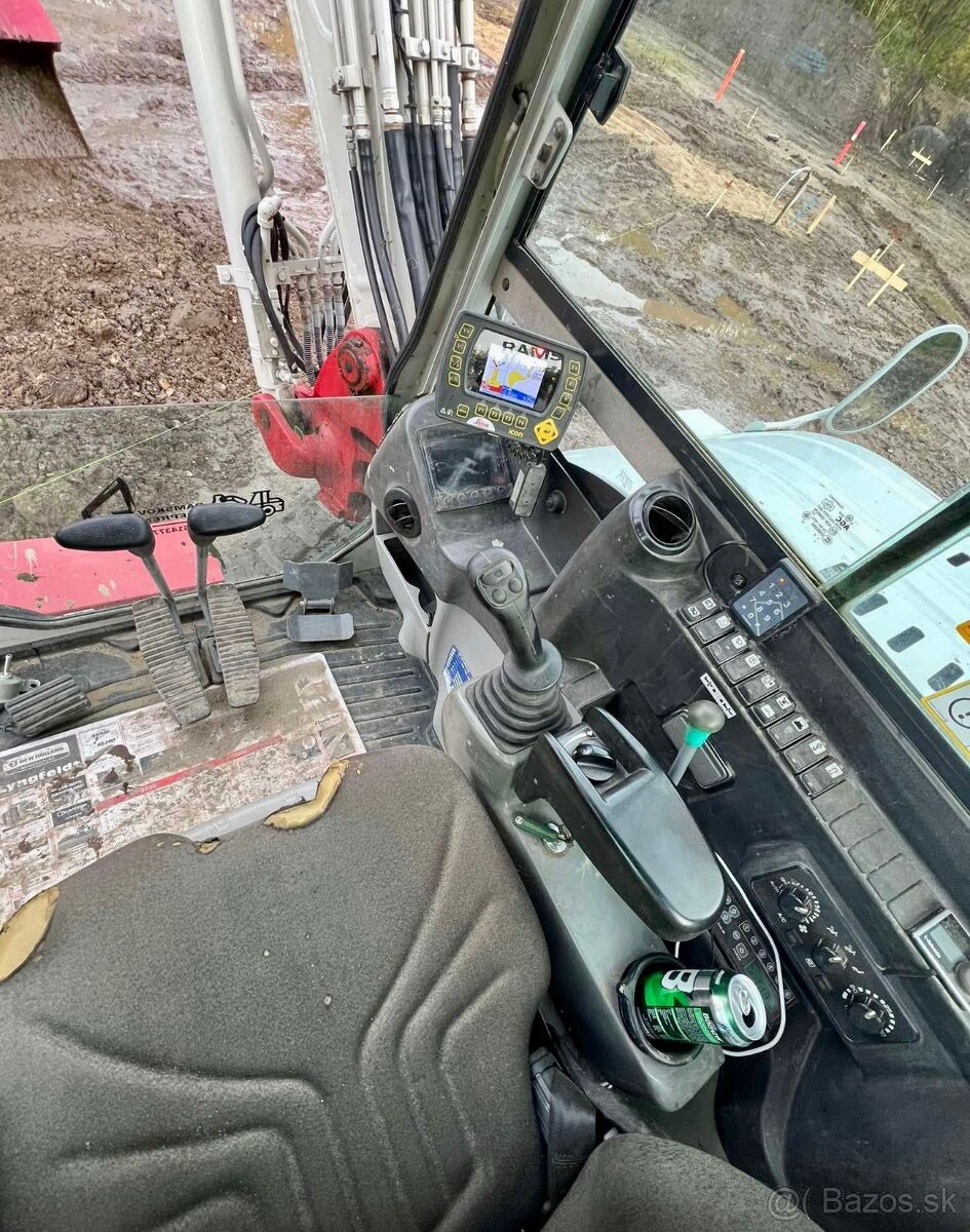 Pásový bagr TAKEUCHI TB 290 - 5