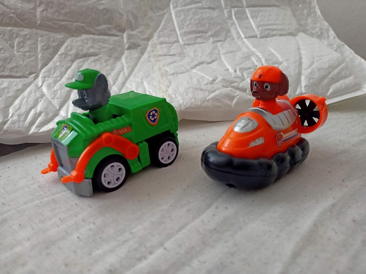 PAW PATROL auta s figurkami - 5