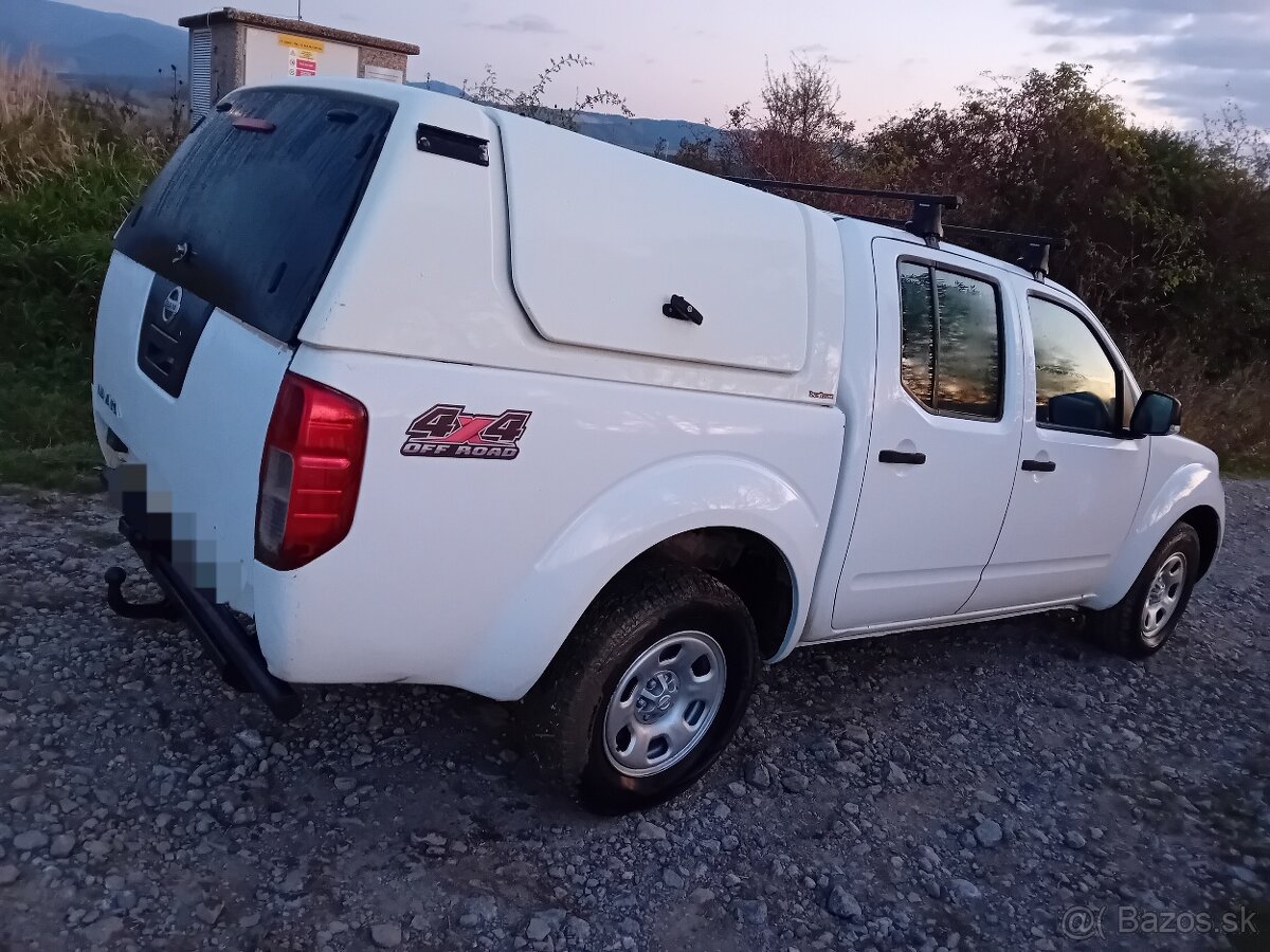 Nissan Navara 2,5 dci 4x4 nová STK a EK REZERVOVANÉ - 5