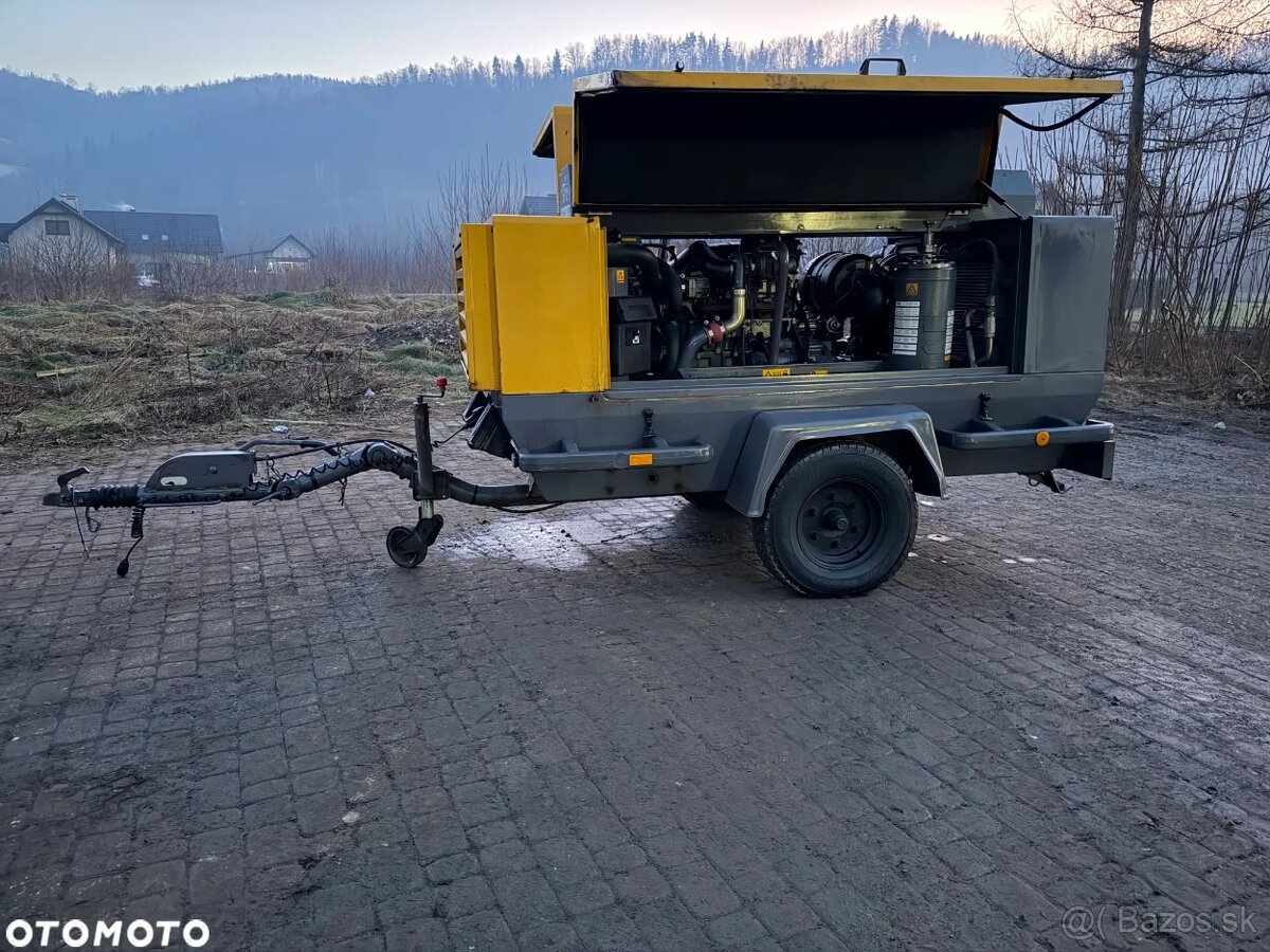 Skrutkový kompresor Atlas Copco XAHS 186 11 m3. Dovezený z N - 5
