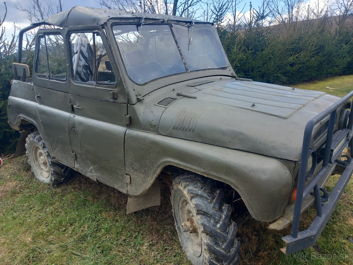 Uaz 469 - 5