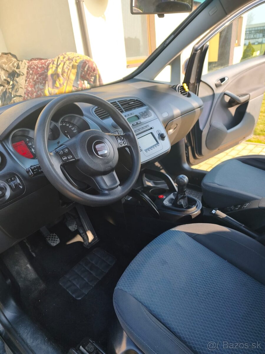 Toledo Hatchback 5 DV. - 5