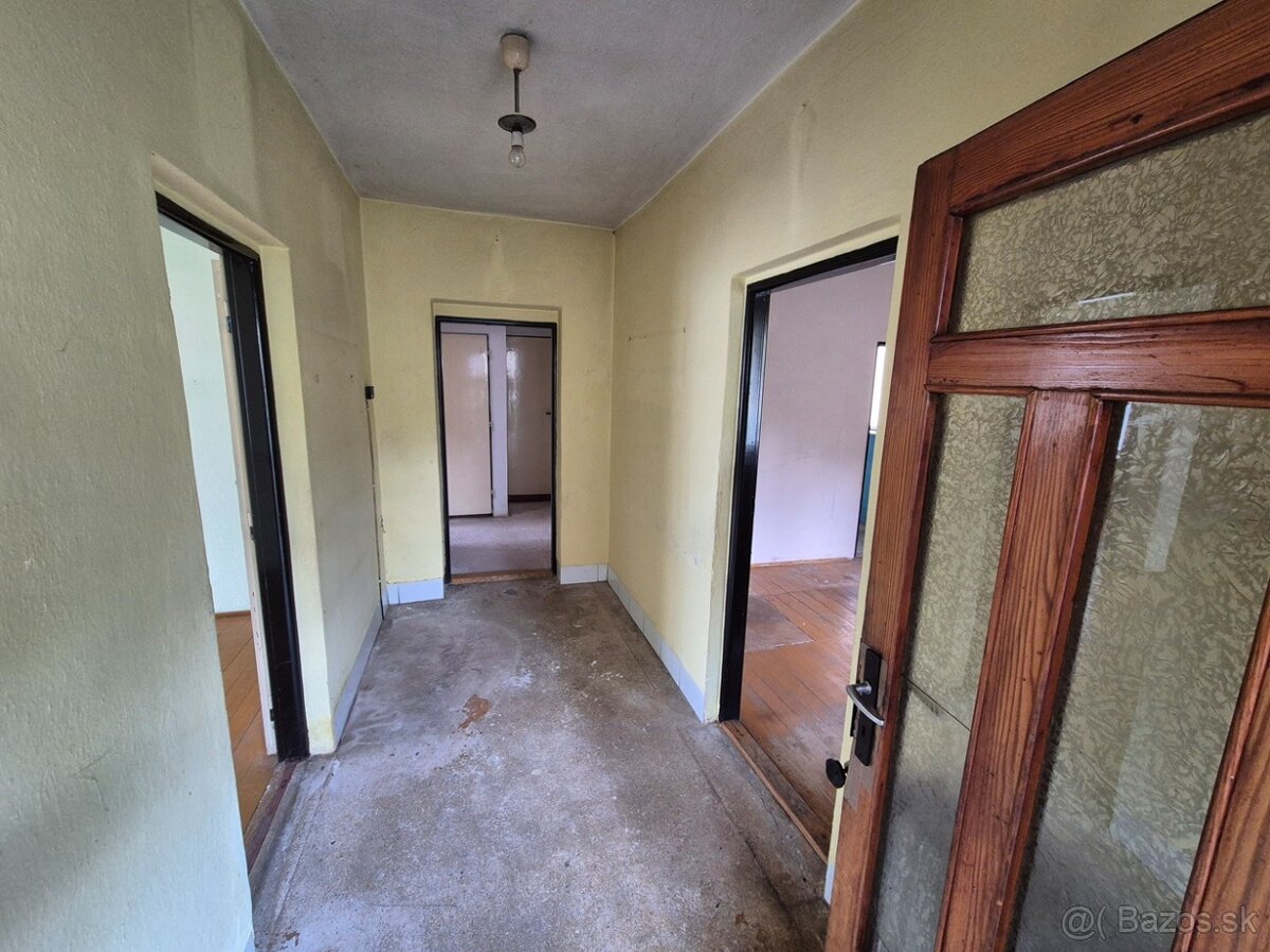 Vyprataný-Rodinný dom v pôvodnom stave /865 m2/ - Rajecké T. - 5