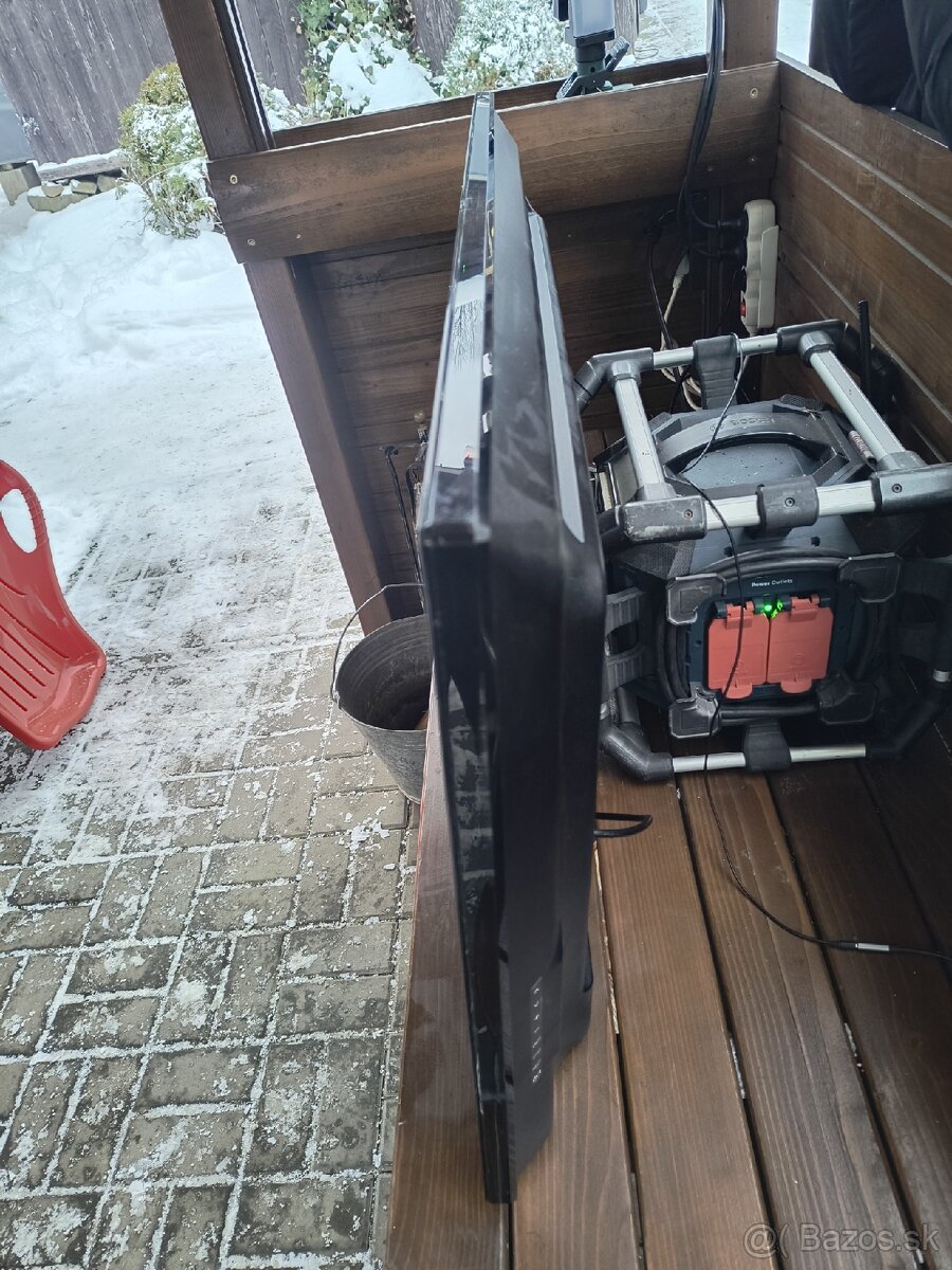 Predám LED Televízor LG 47LN570S - 5